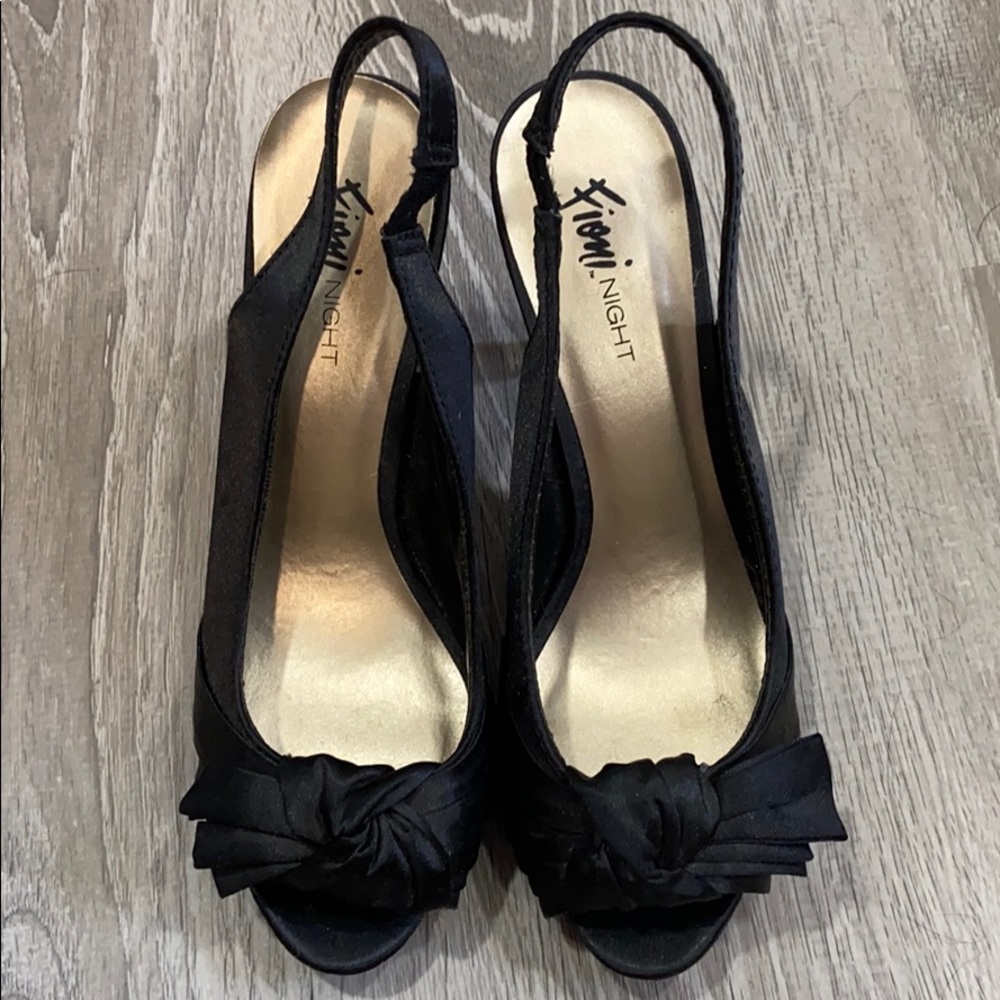 Black Fiomi Night Heels size 6.5